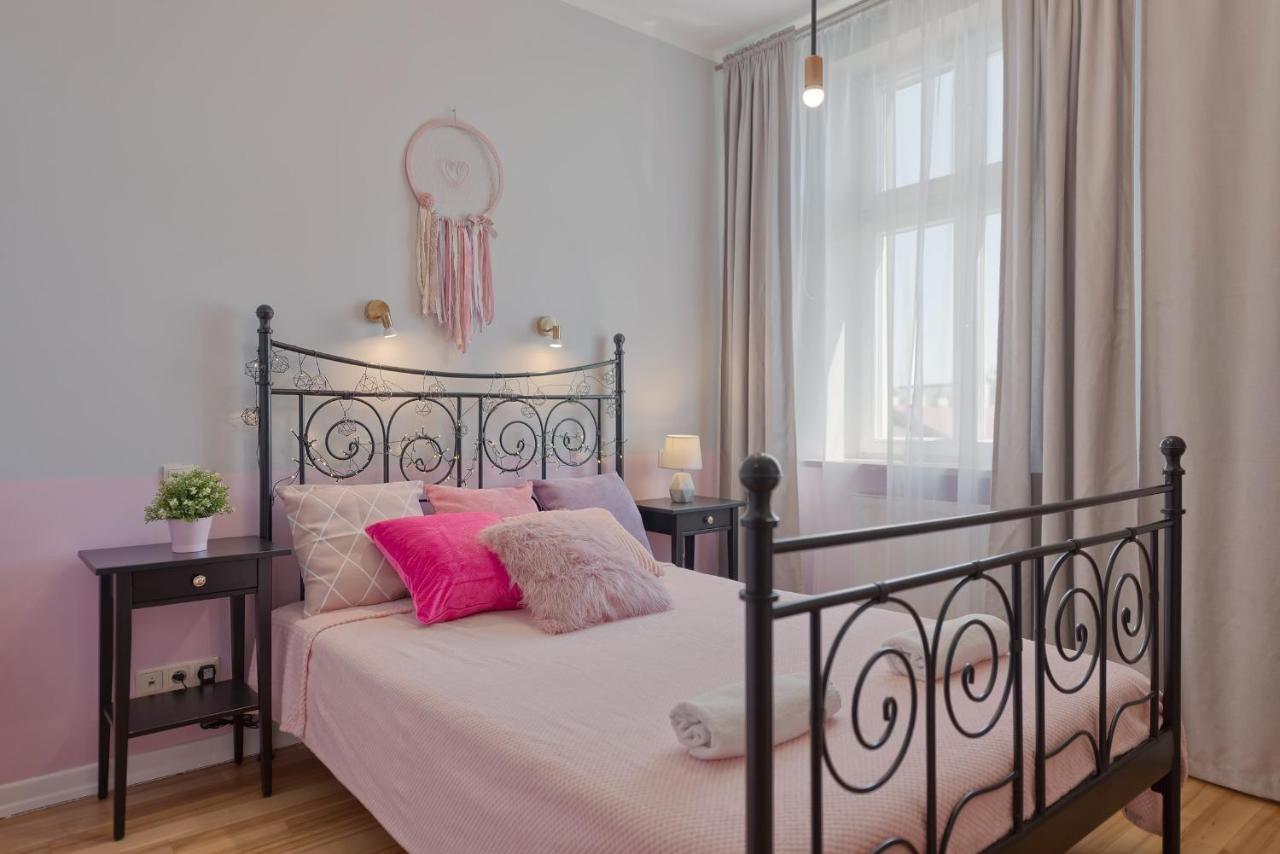 Centre Apartments-Old Town Krakow Luaran gambar