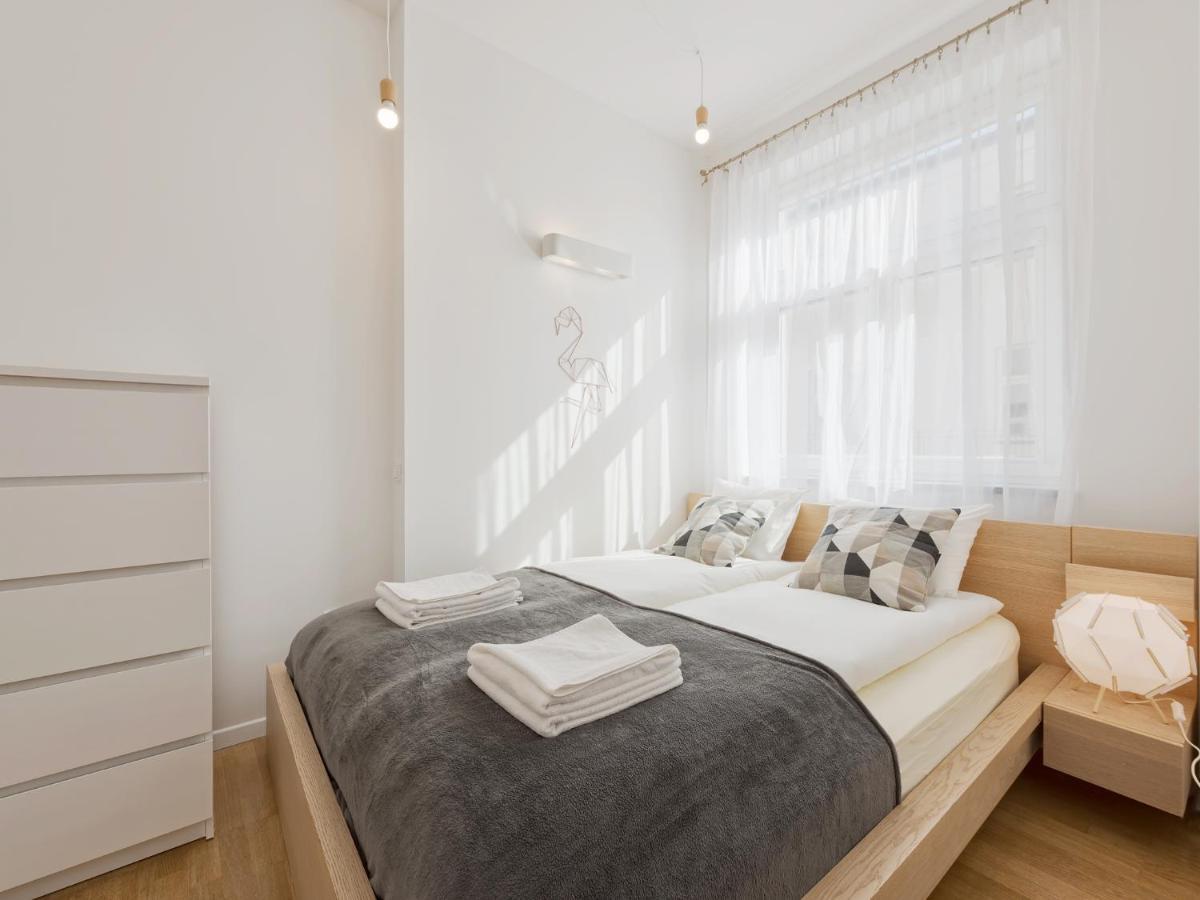 Centre Apartments-Old Town Krakow Luaran gambar